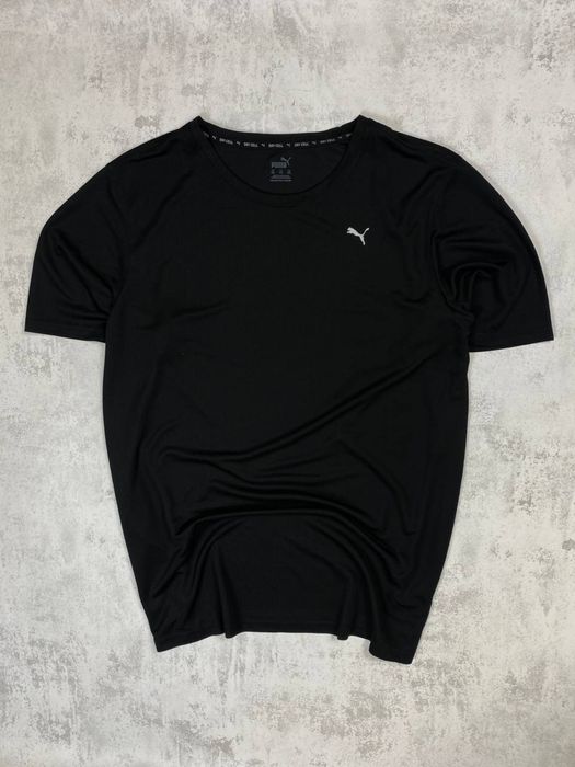 Чорна спортивна футболка Puma DryCELL для бігу та фітнесу