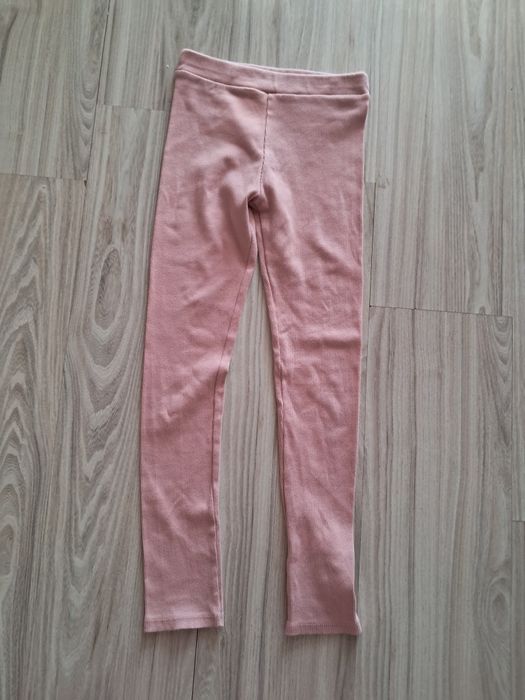 Leginsy prążkowane rozmiar 140