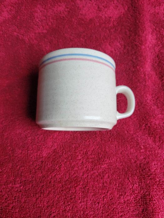 Kubek do kawy z kamionki