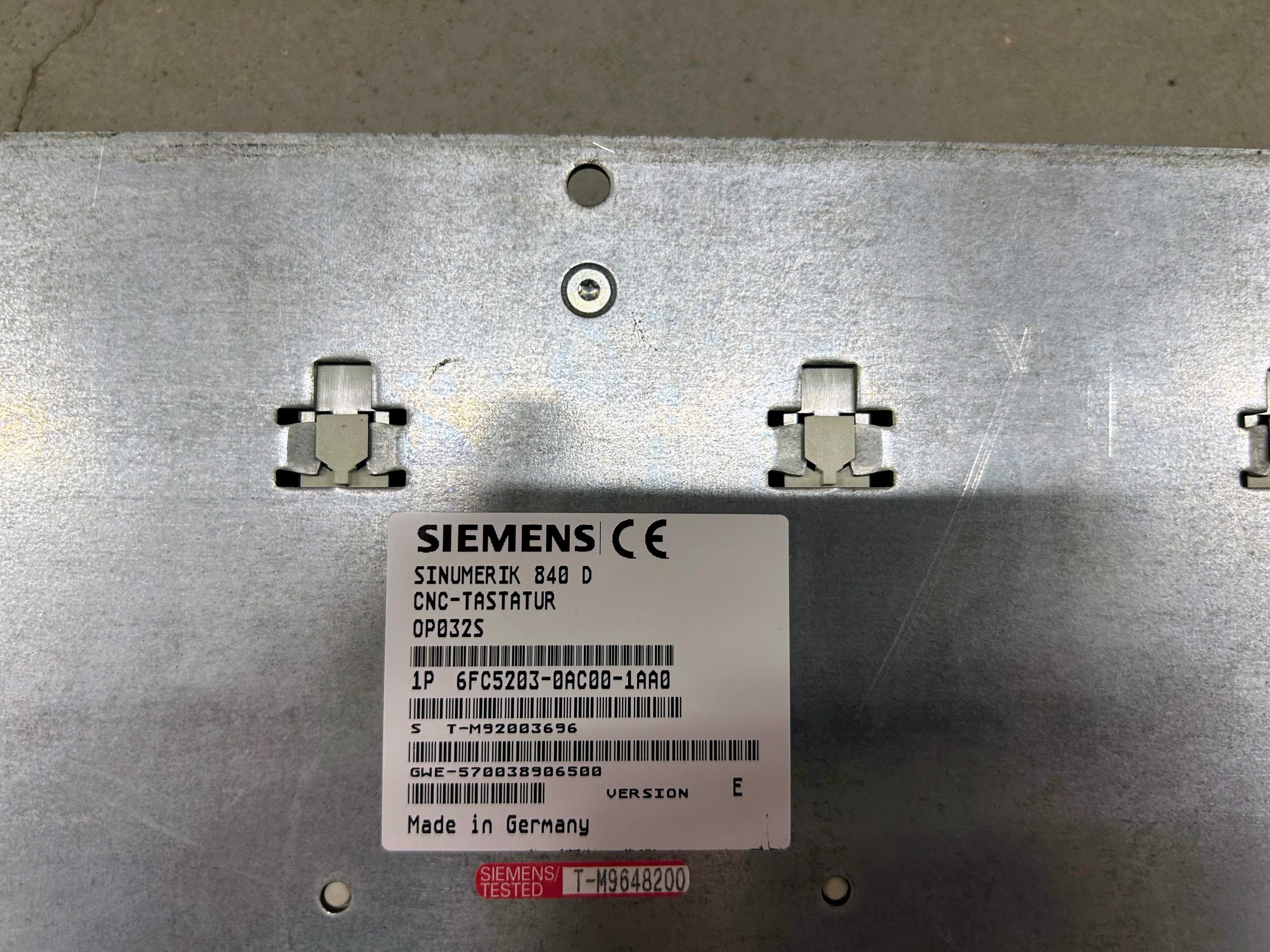 6FC5203-0AC10-1AA0 SIEMENS SINUMERIK OP 032S Panel operatorski klawiat