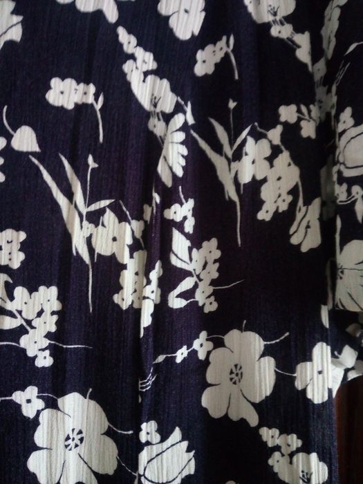 33. Sukienka damska rozmiar XL