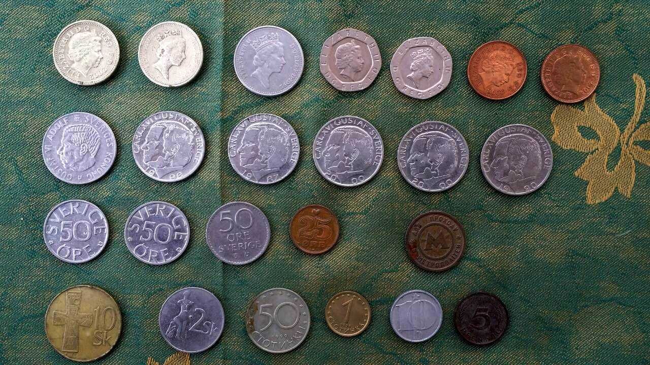 Монеты СССР,2 копейки 93,94 г.,центы,фунты,песеты,пенни,кроны.
