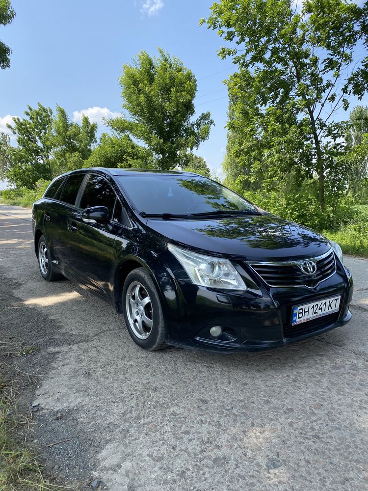 Toyota Avensis гарний стан 2.0 d 4d не фарбована