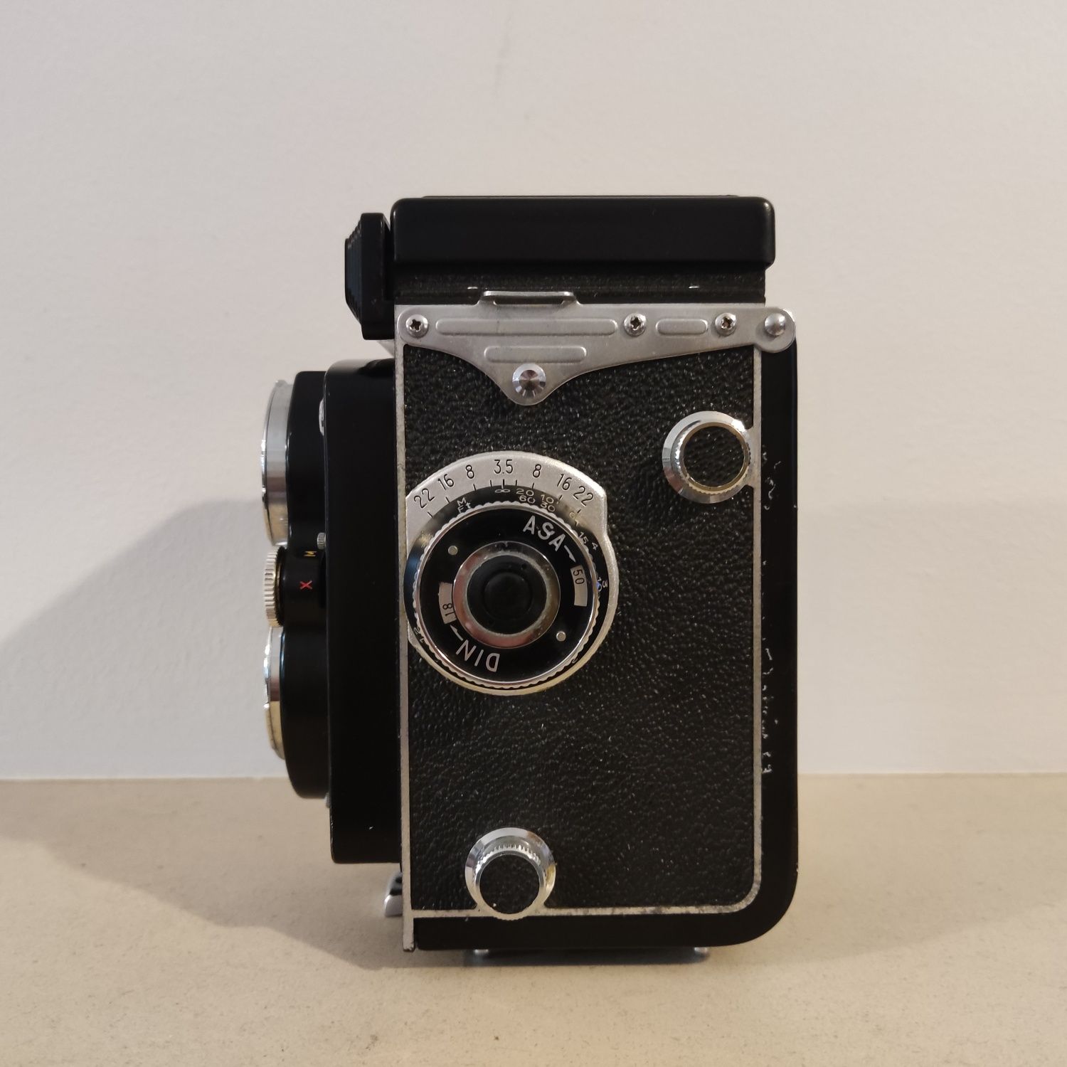 Yashica MAT, 120, médio formato - TLR