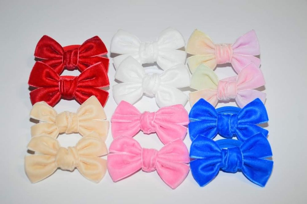 Бант оксамитовий