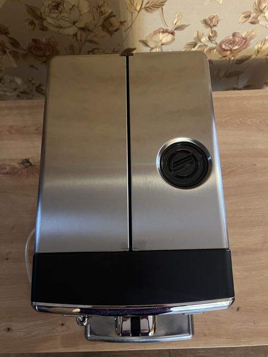 Кавомашина,кавоварка,еспрессо,капучіно Saeco PicoBaristo