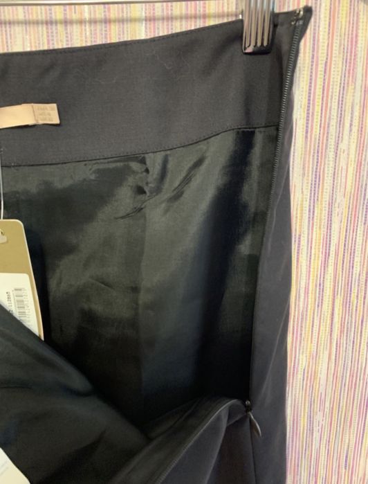 BGN спідниця. Тонка вовна. Розмір S 44