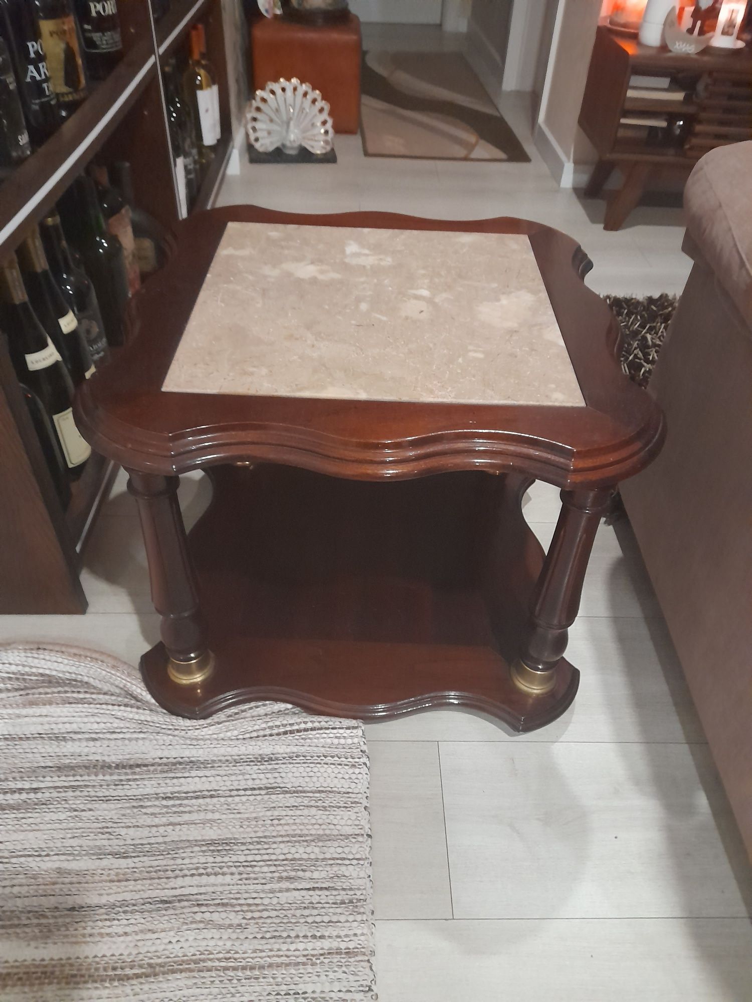 Mesa de Centro - Madeira maciça