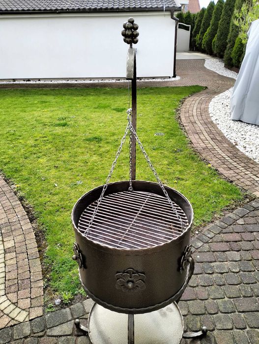 Duży grill ogrodowy KUTY kolor Stare Złoto POLECAM