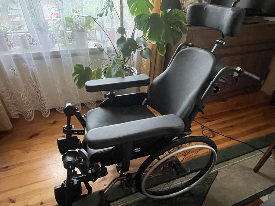 Wózek inwalidzki nowy