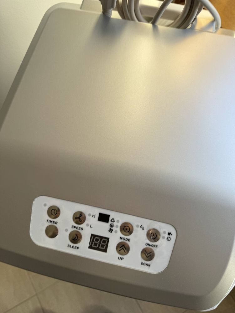 2 Ac portateis electronia (dois disponiveis)