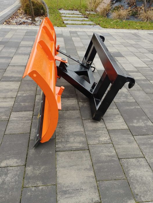 Promocja Wyprzedaż pług śnieżny z mocowaniem na euroramkę dowóz