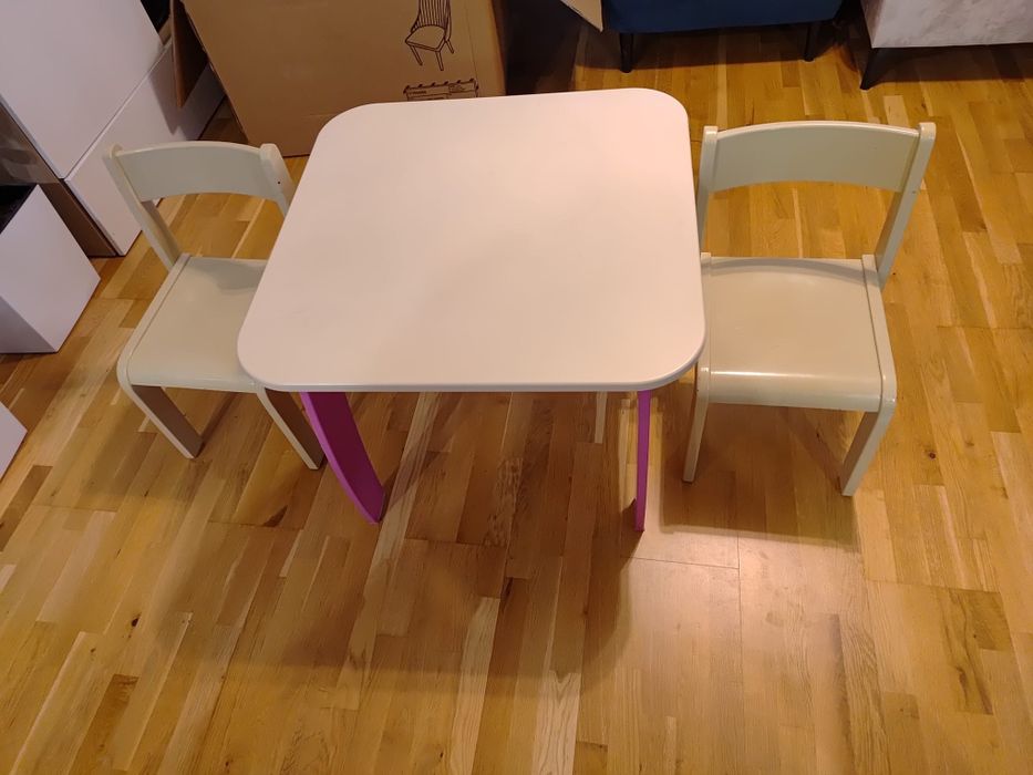 Stolik i 2 krzesełka dziecięce meblik seria księżniczka