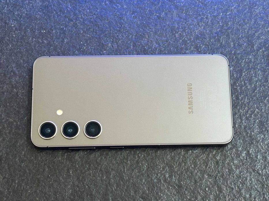 Smartfon SAMSUNG Galaxy S24 5G 8/128GB 6.2" 120Hz Czarny / RATY