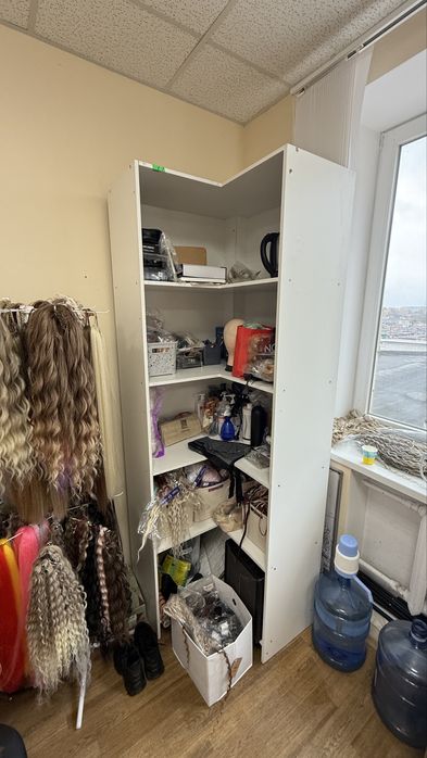 Кутова шафа вмістка