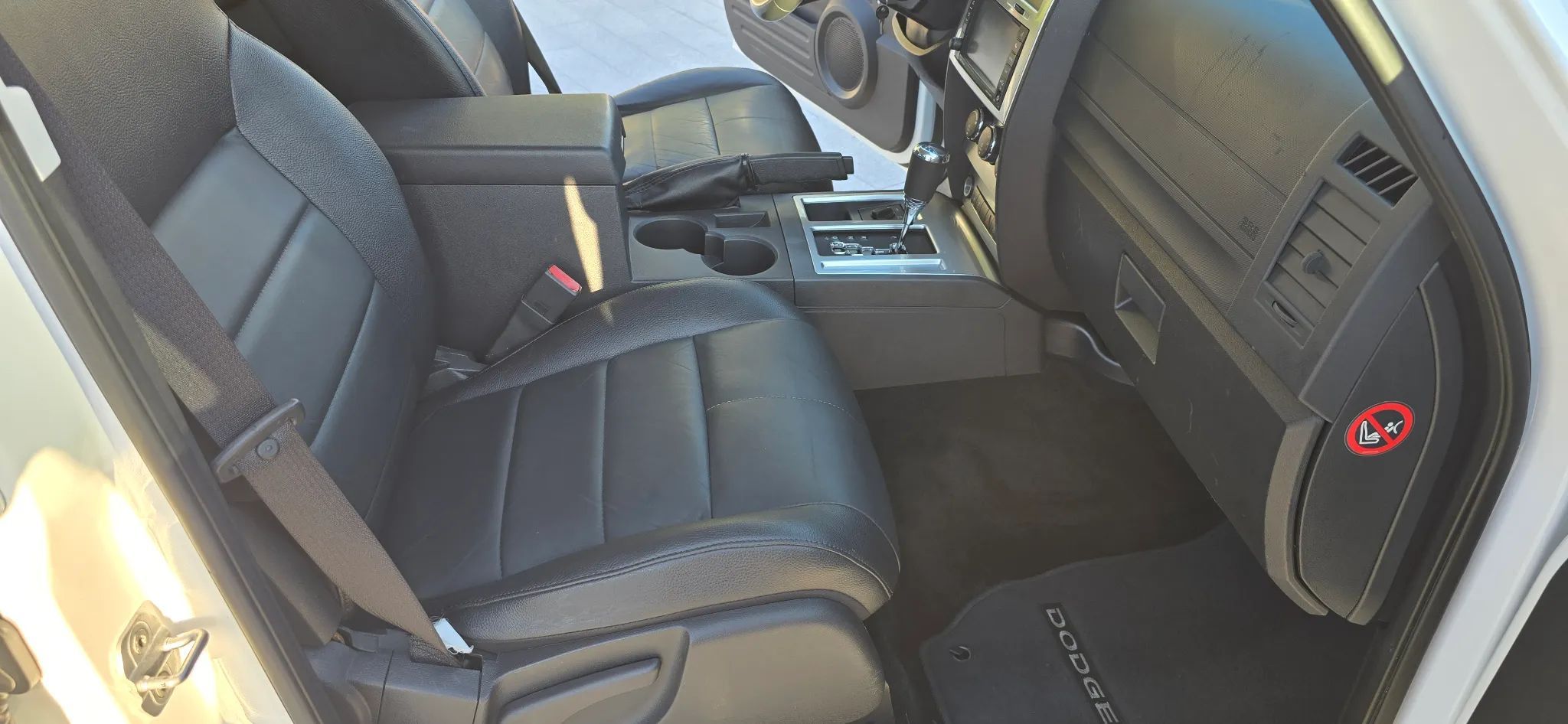 Dodge Nitro 4.0 V6 SRT