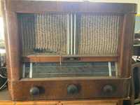 Radio muito antigo para restaurar