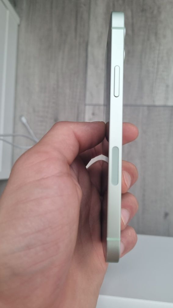 iPhone 12 bardzo dobrze wygląda