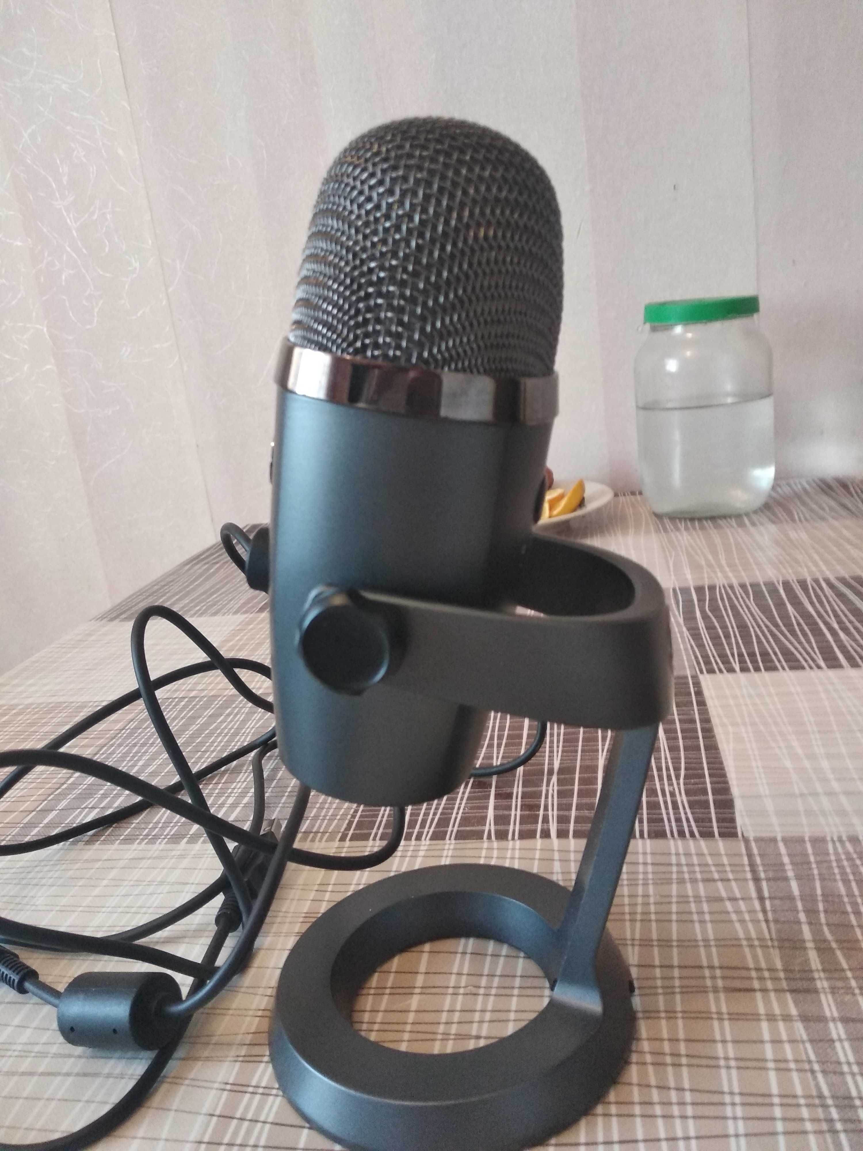 Мікрофон Blue Yeti Nano
