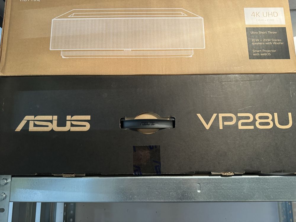 Asus VP28QGL 28”