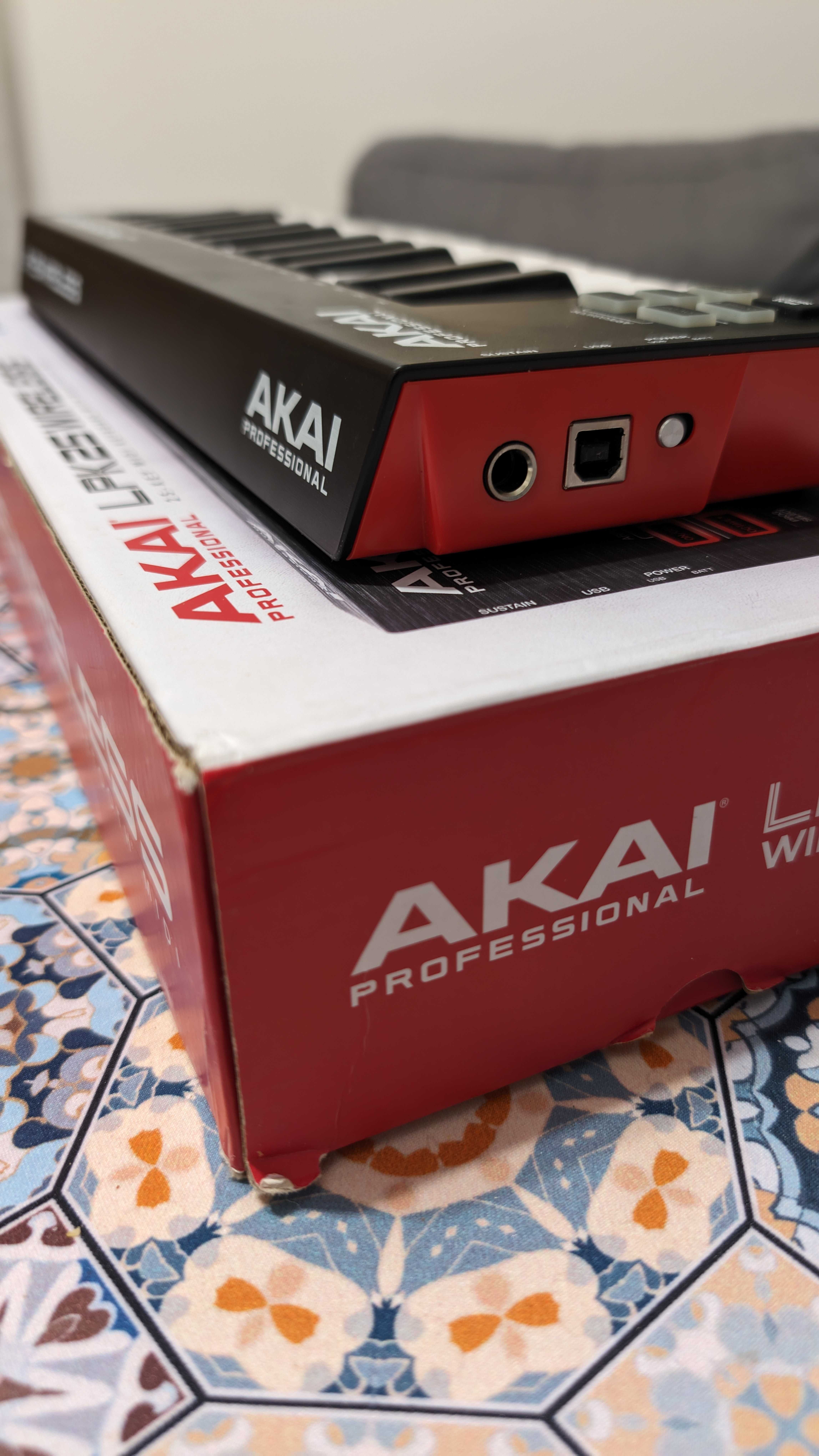 Akai Professional LPK25 Wireless bezprzewodowy kontroler Midi