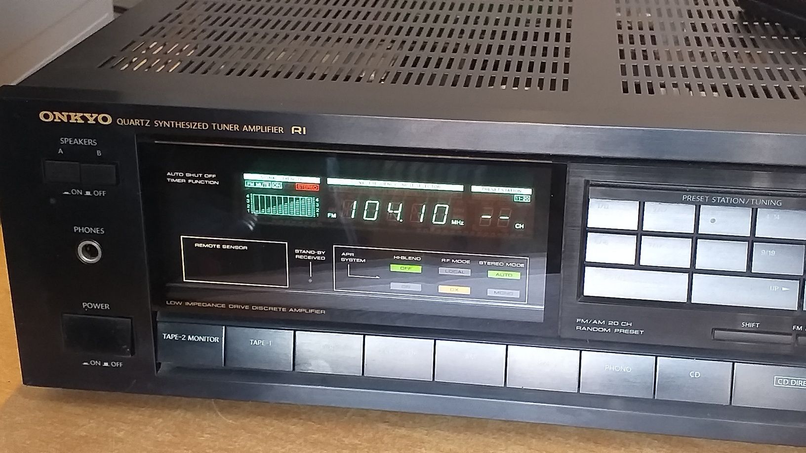 Amplituner stereo Onkyo TX-7530