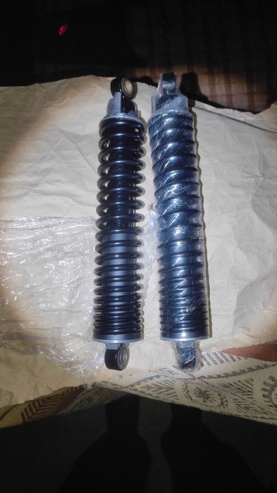 Амортизатори задні CZ