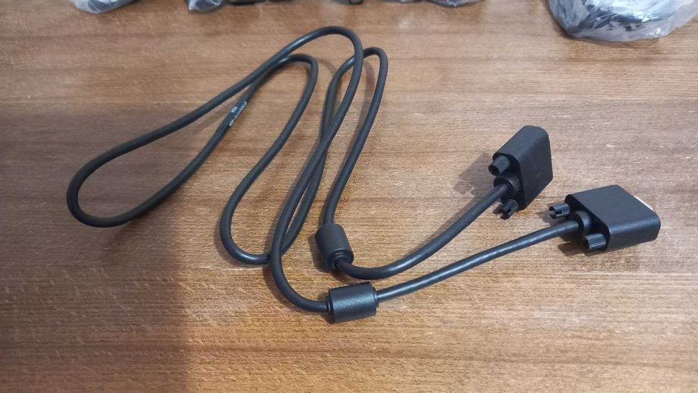 Кабель для монітору VGA, HDMI.