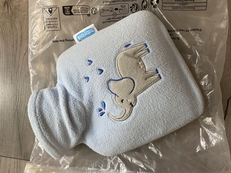 Грелка резиновая в чехле babylove  для малышей антиколиковая