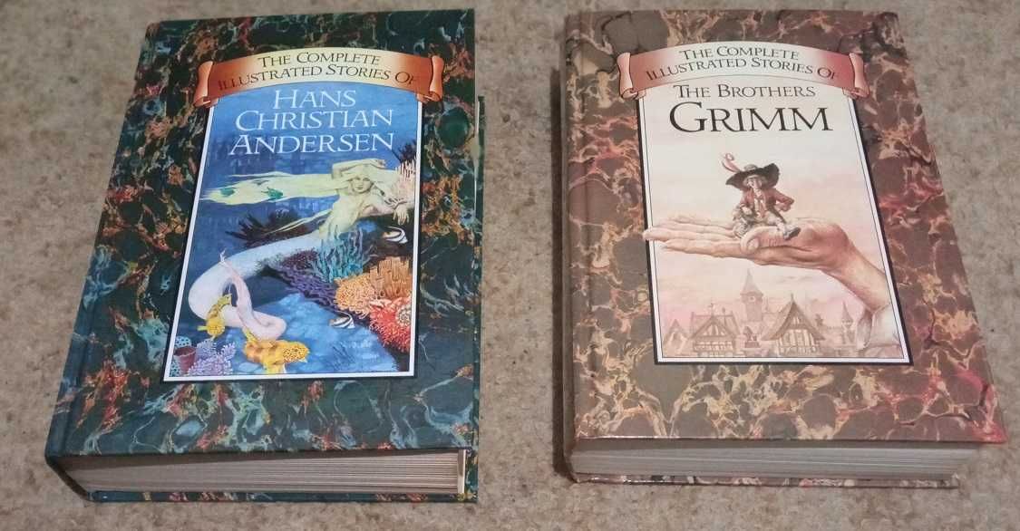 2 Livros em inglês, Hans Christian Andersen e The Brothers Grimm