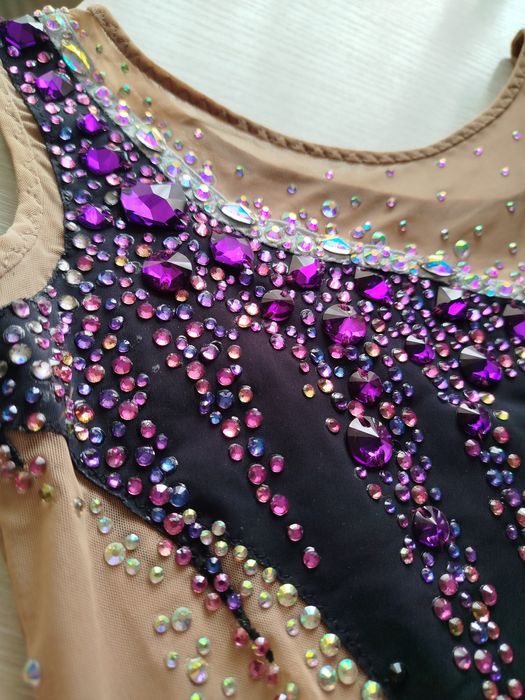 Купальник для художньої гімнастики