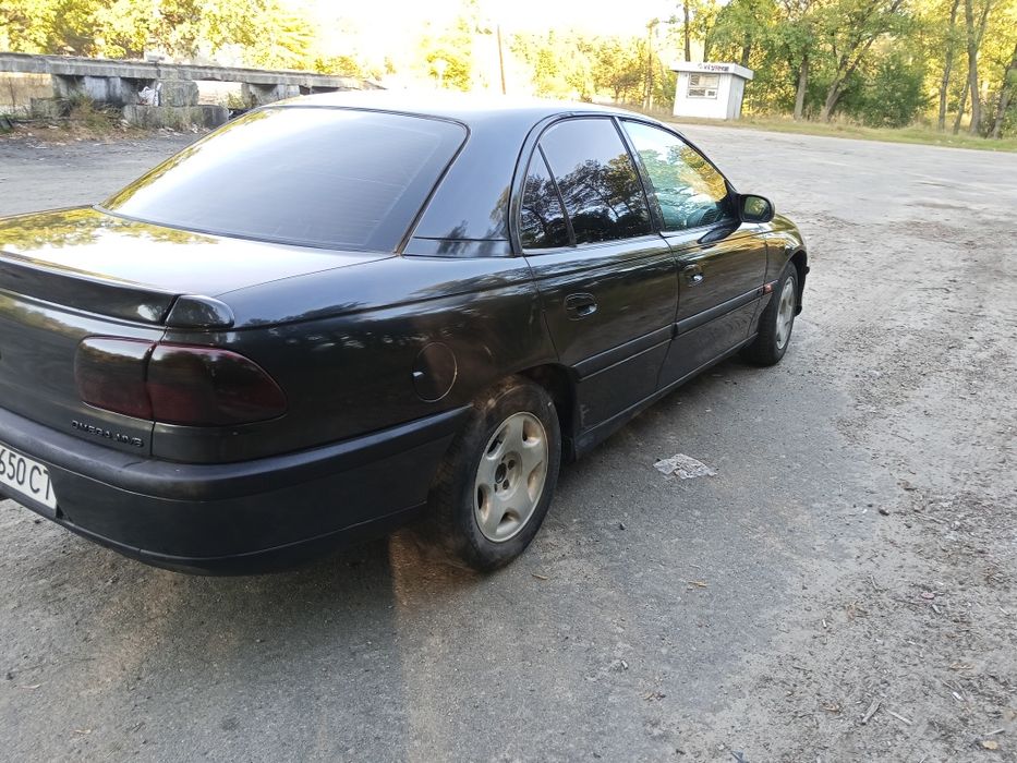 Опель Омега б 3.0