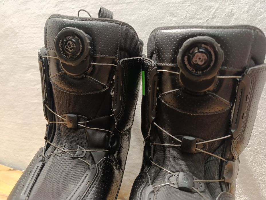 Nr 278 Buty snowboardowe Atomic Piq 28.5 cm BOA