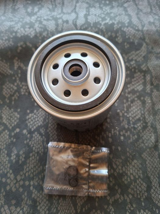 Фільтр паливний на Мерседес Віто 2.3 D