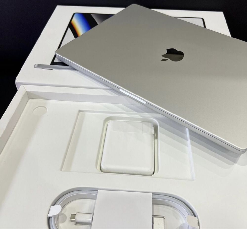 MacBook PRO 16" M1 16GB/1TB | 32GB/1TB ( OPEN BOX / USED )