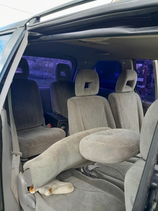 Продам  терміново Mazda MPV