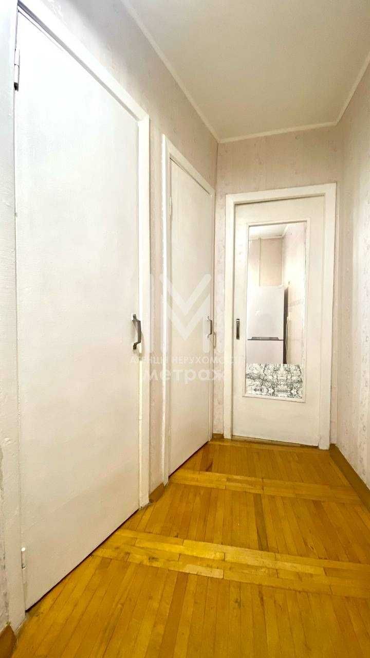 Продам 1 комнатную квартиру на Павловом Поле, Новгородская 2