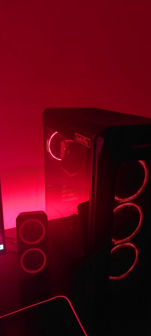 Pc gaming topo de gama como novo