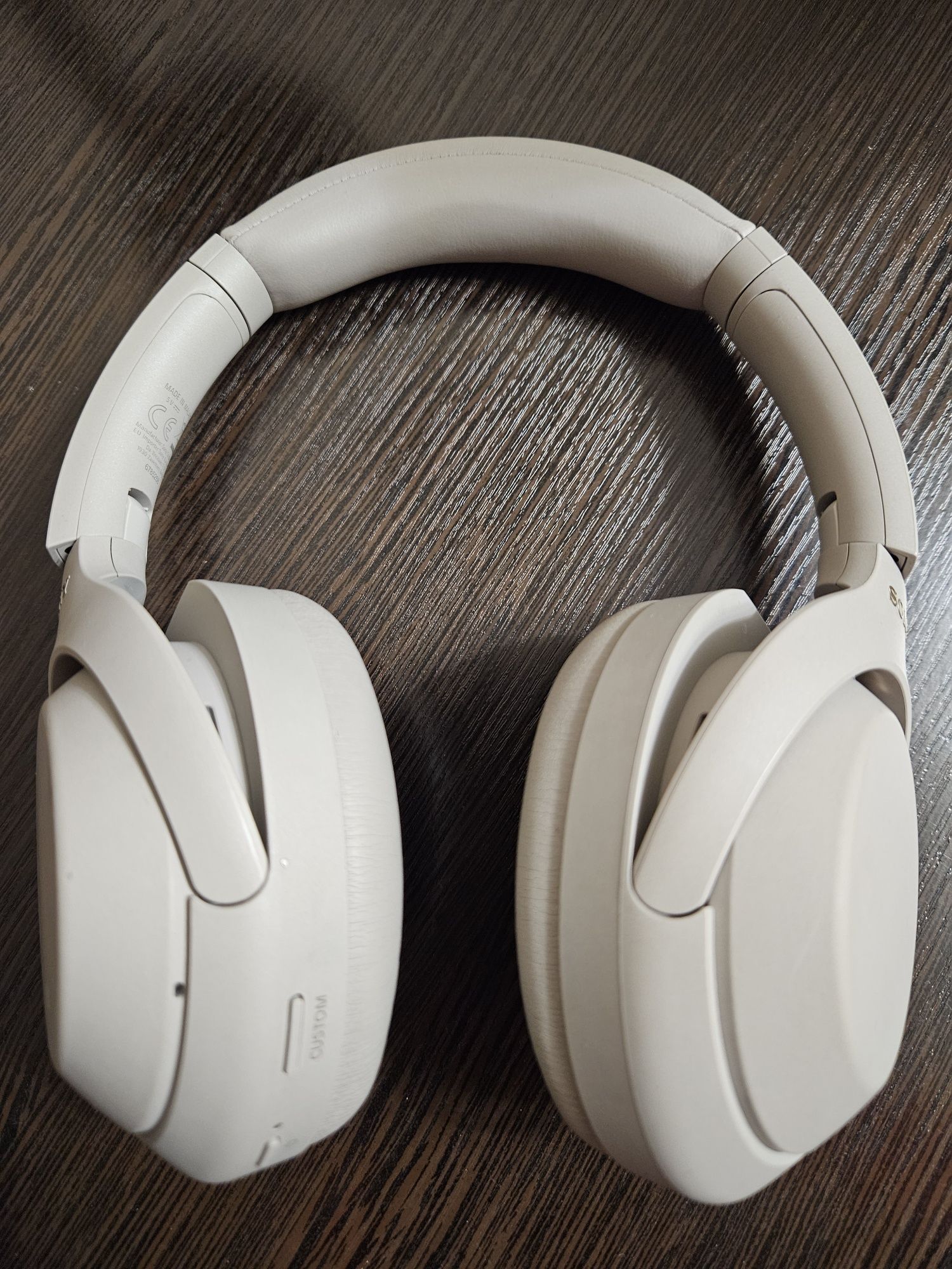 Наушники с микрофоном Sony WH-1000XM4 Silver (WH1000XM4S)