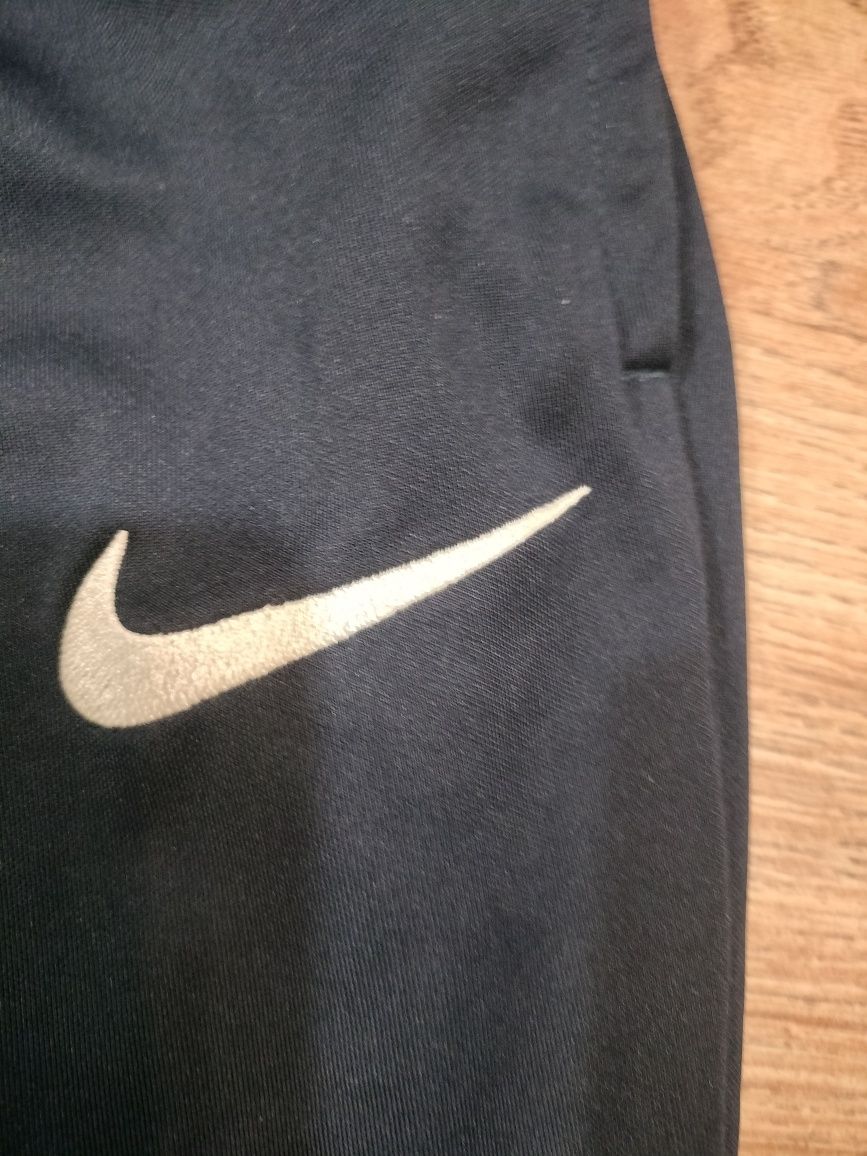 Spodnie męskie sportowe do biegania i na trening Nike
