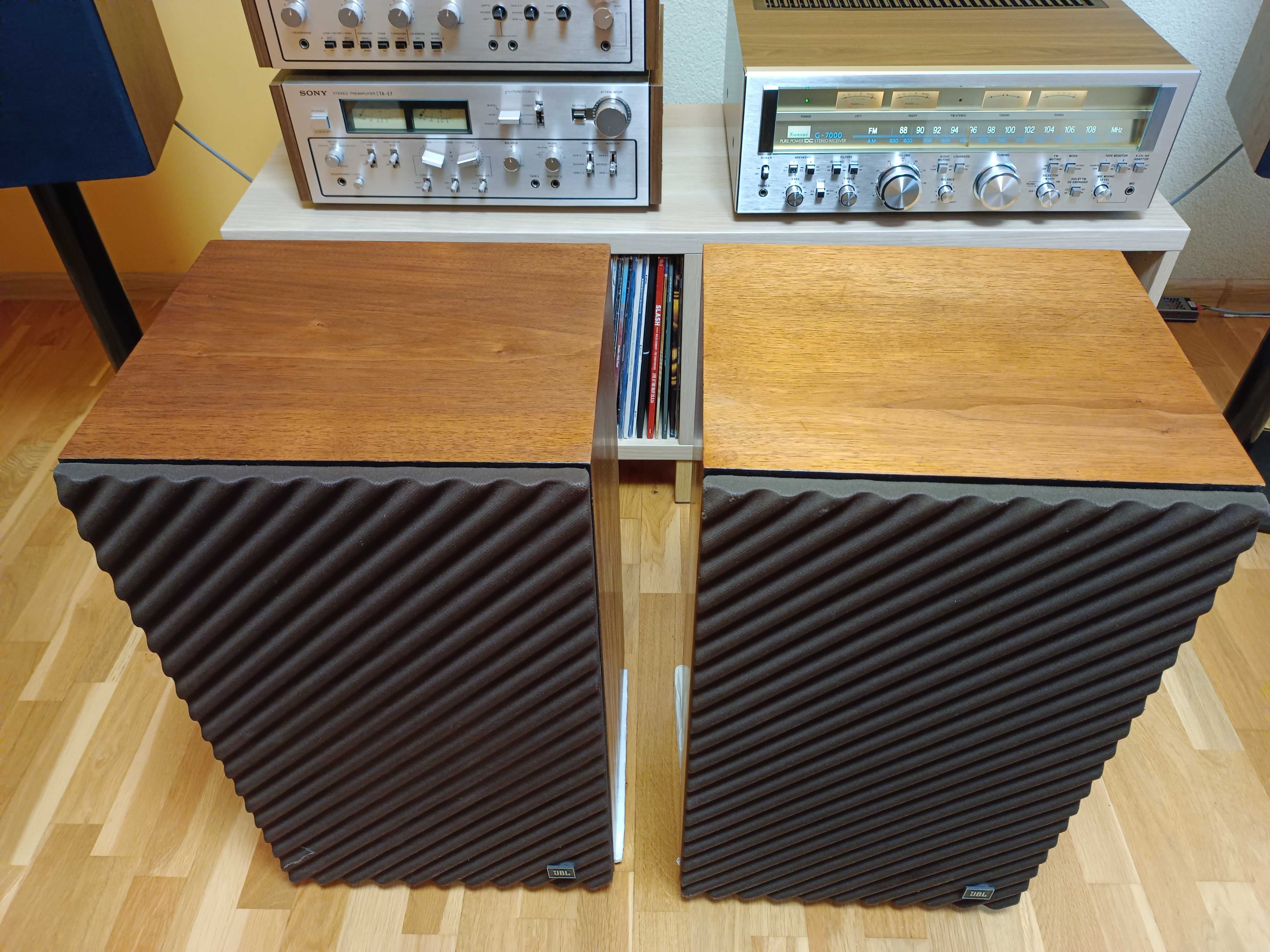 Monitory JBL L50