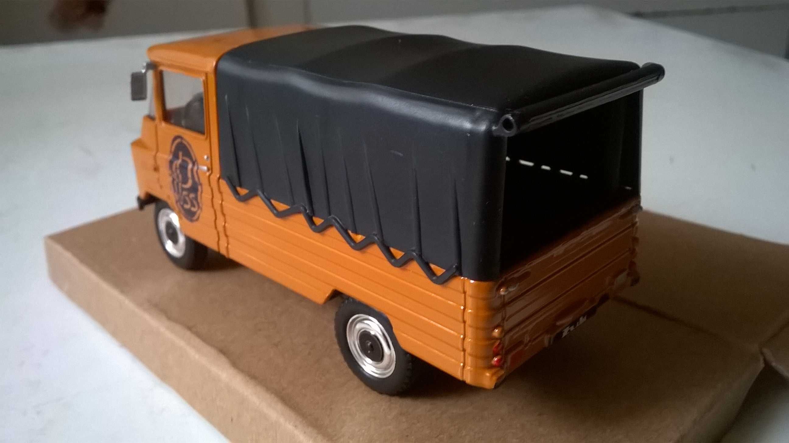 ŻUK konwersja PSS Społem; model metalowo-plastikowy; skala 1:43