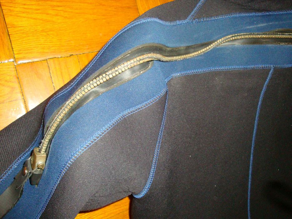 Гидрокостюм ПОЛУсухой AQUA LUNG, размер 52 ( L ), толщин 7 mm