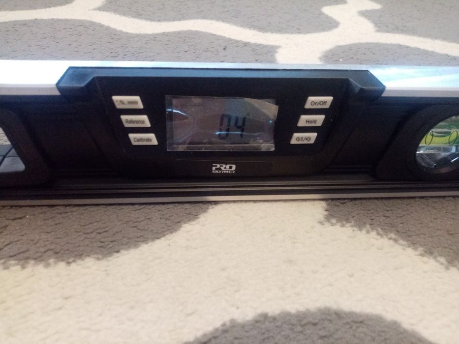 Poziomica 60 cm cyfrowa, elektroniczna, z wyświetlaczem