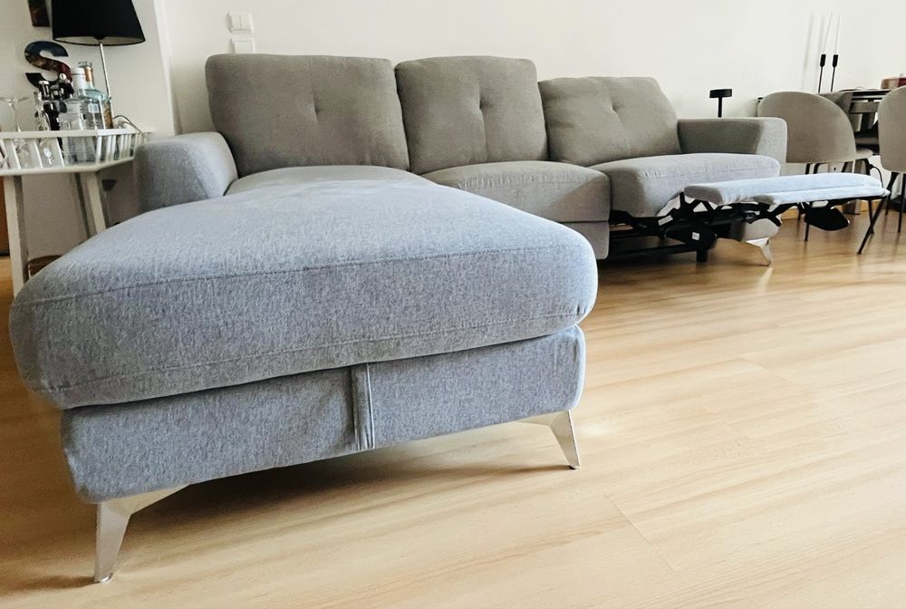 Sofá Chaise Longue Esq + Sist Relax eletrico + Baú + Carregador USB