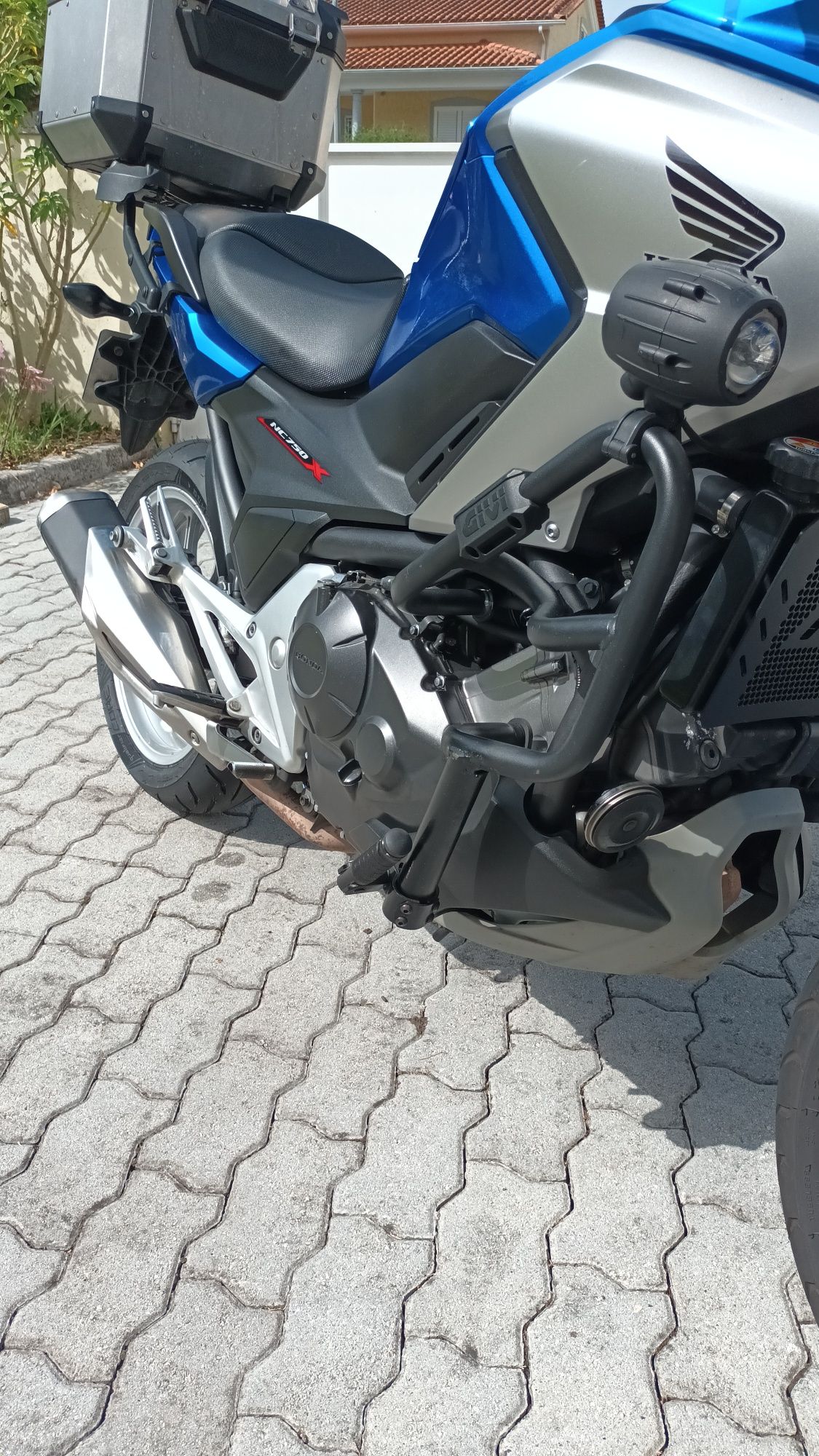 Honda NC750X - Cx Manual