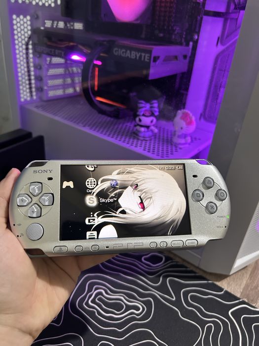 Psp 3000 64 gb + 100 игр идеал в сером цвете