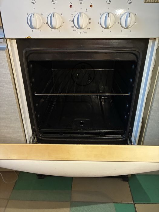 Електроплита “Фаворит”
Електроплита “Фаворит”