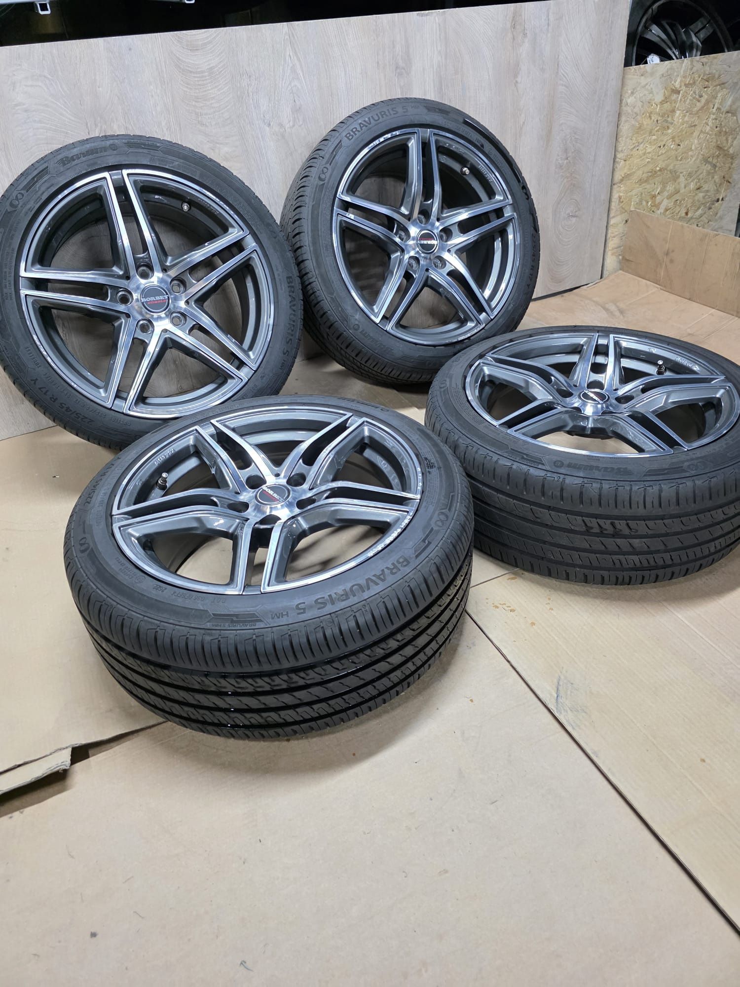 Borbet 17 cali. 5x112.et 40. Szerokość 8j.