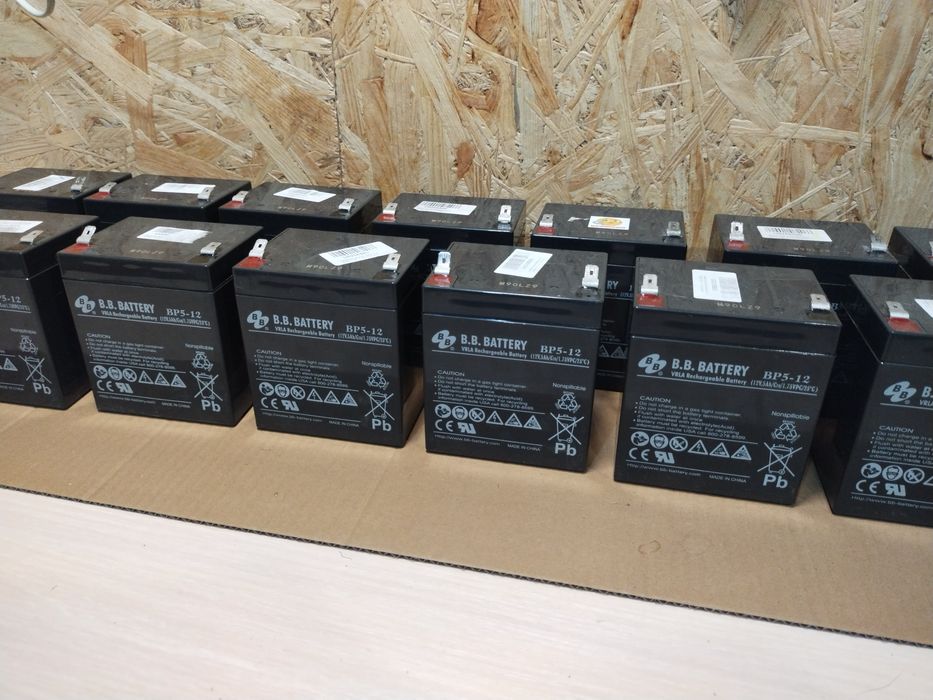 APC Smart UPS surt 3000xl Безперебійник